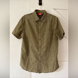 Merrell SelectWick Mens Button Down Short Sleeve Shirt Medium Green Zip Pocket